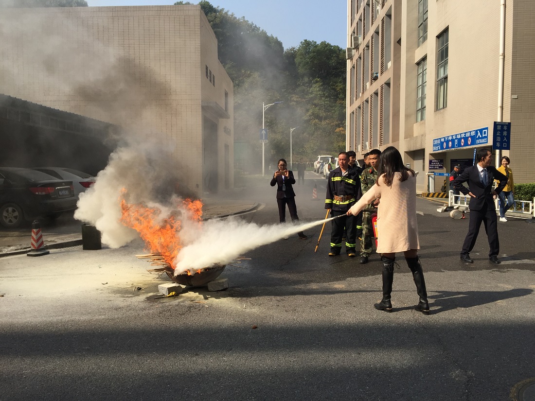 2017年(nián)消防實戰演練